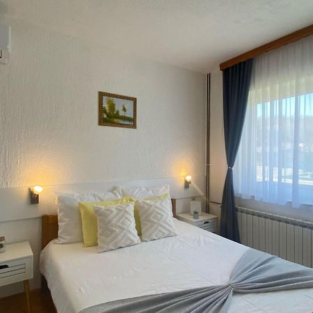 M&N Zafran Hotel Grabovac  Luaran gambar