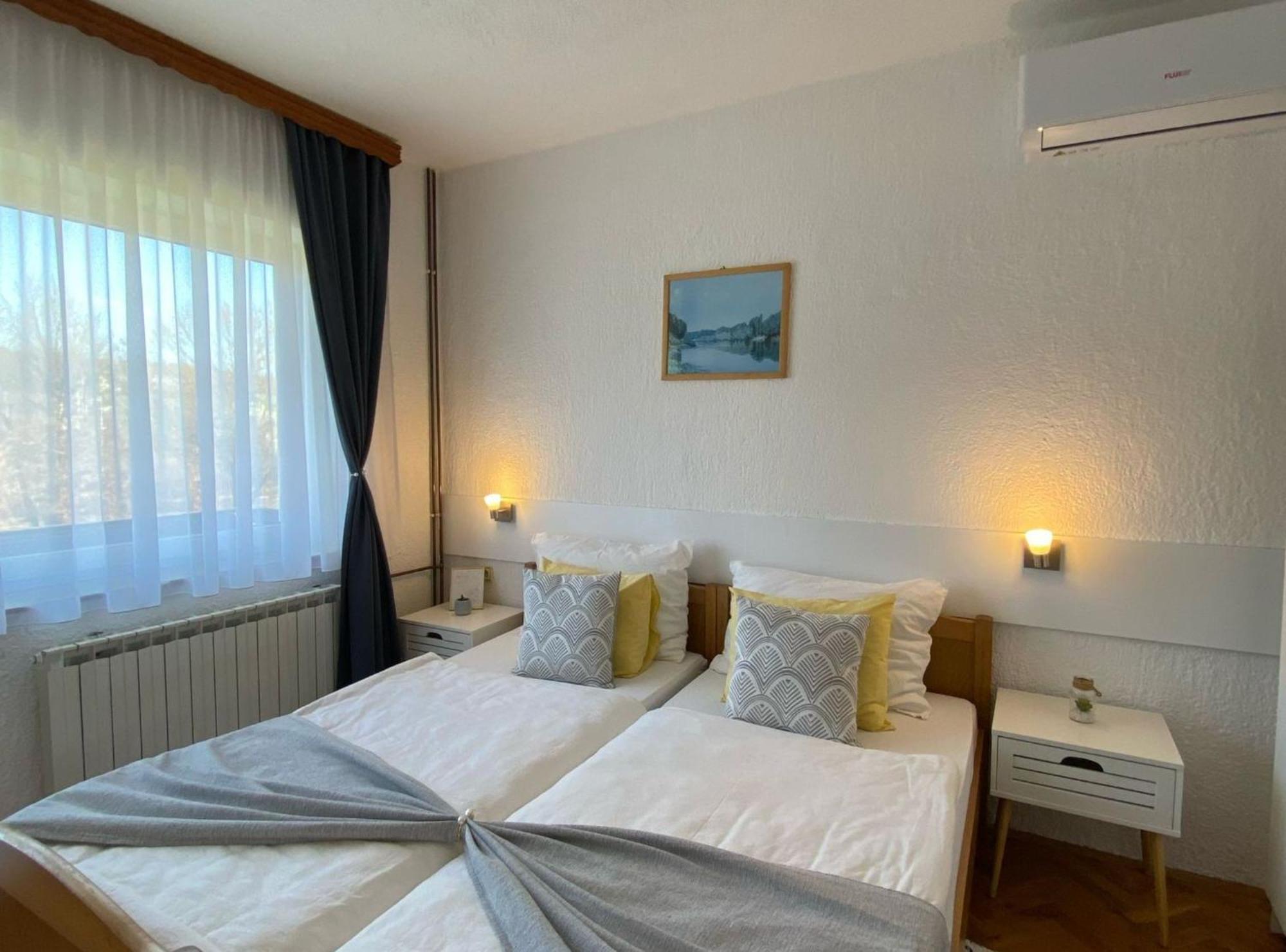 M&N Zafran Hotel Grabovac  Luaran gambar