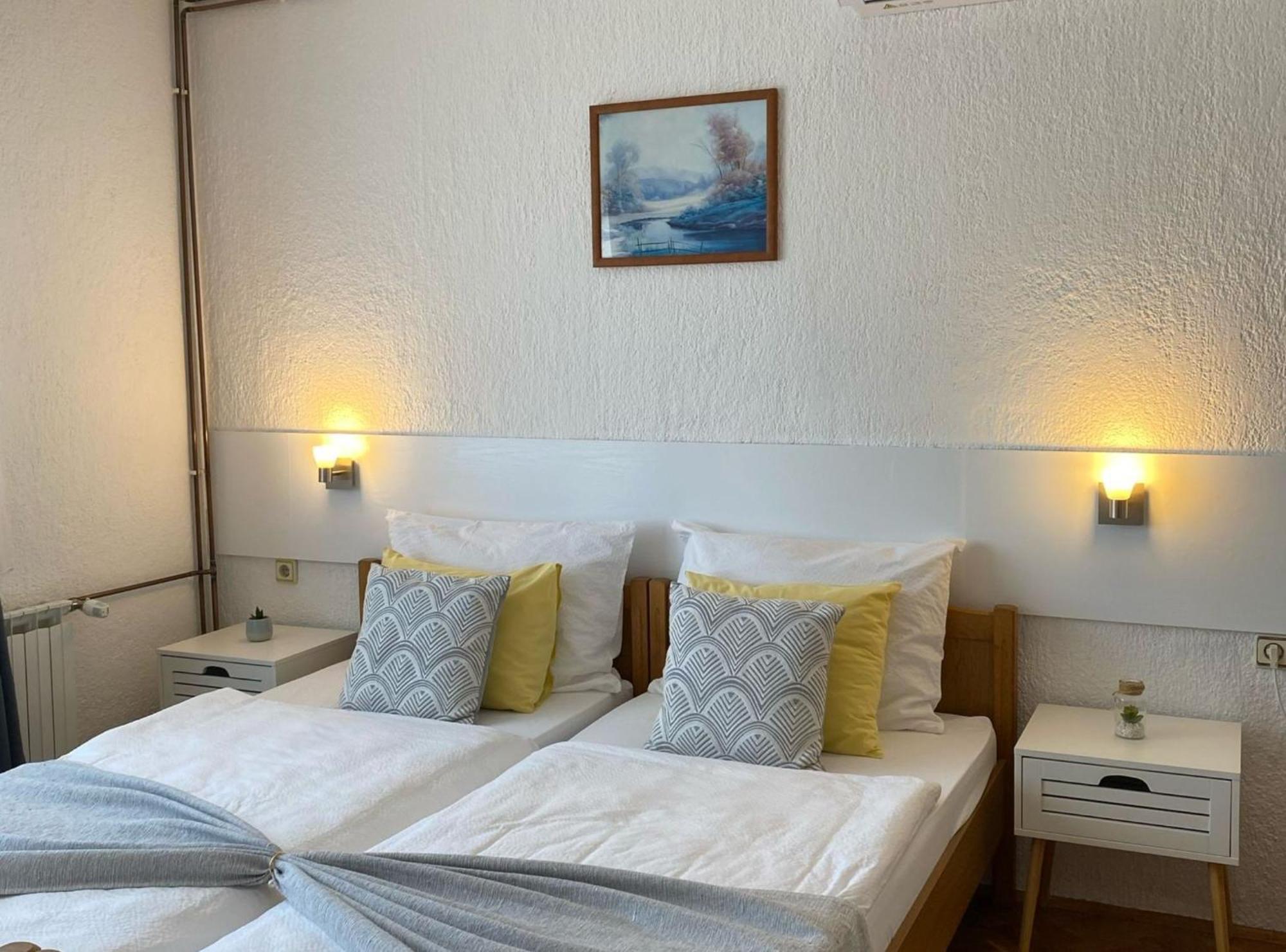 M&N Zafran Hotel Grabovac  Luaran gambar