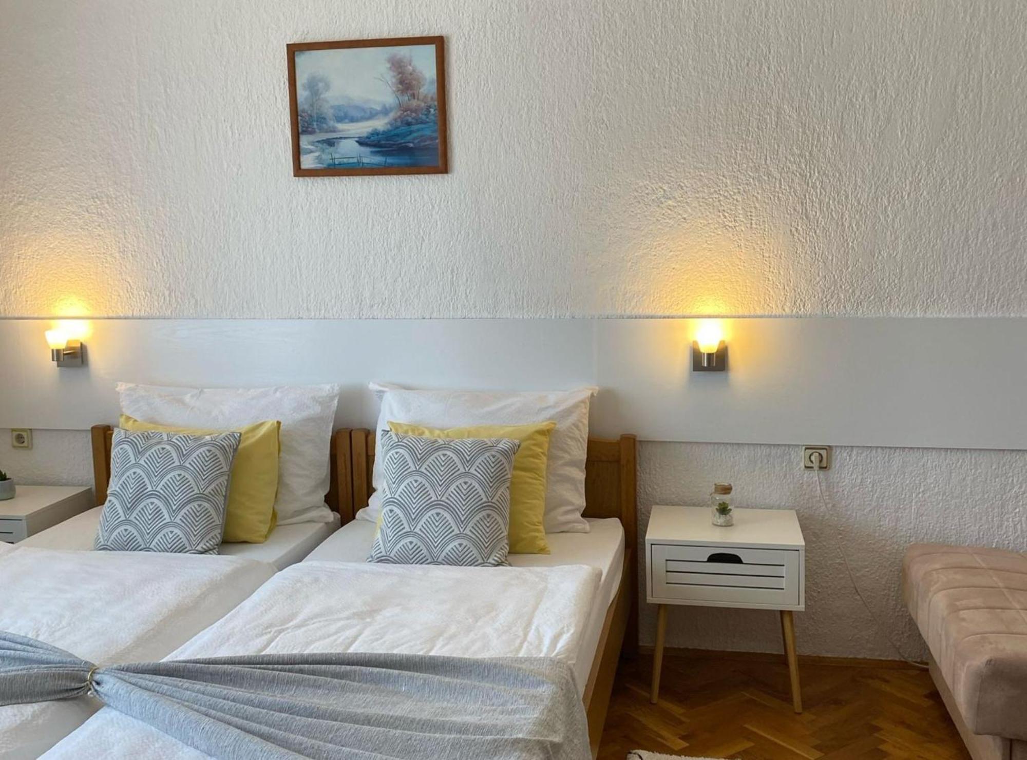 M&N Zafran Hotel Grabovac  Luaran gambar