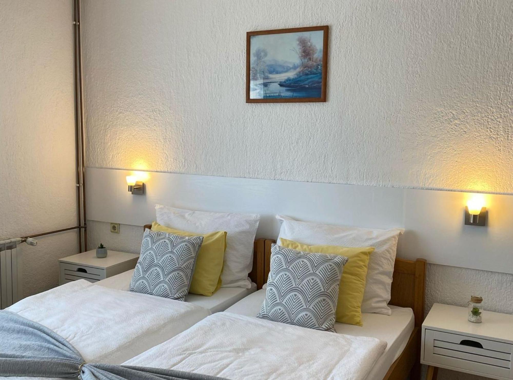 M&N Zafran Hotel Grabovac  Luaran gambar